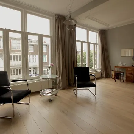 Casa Nuova * أمستردام